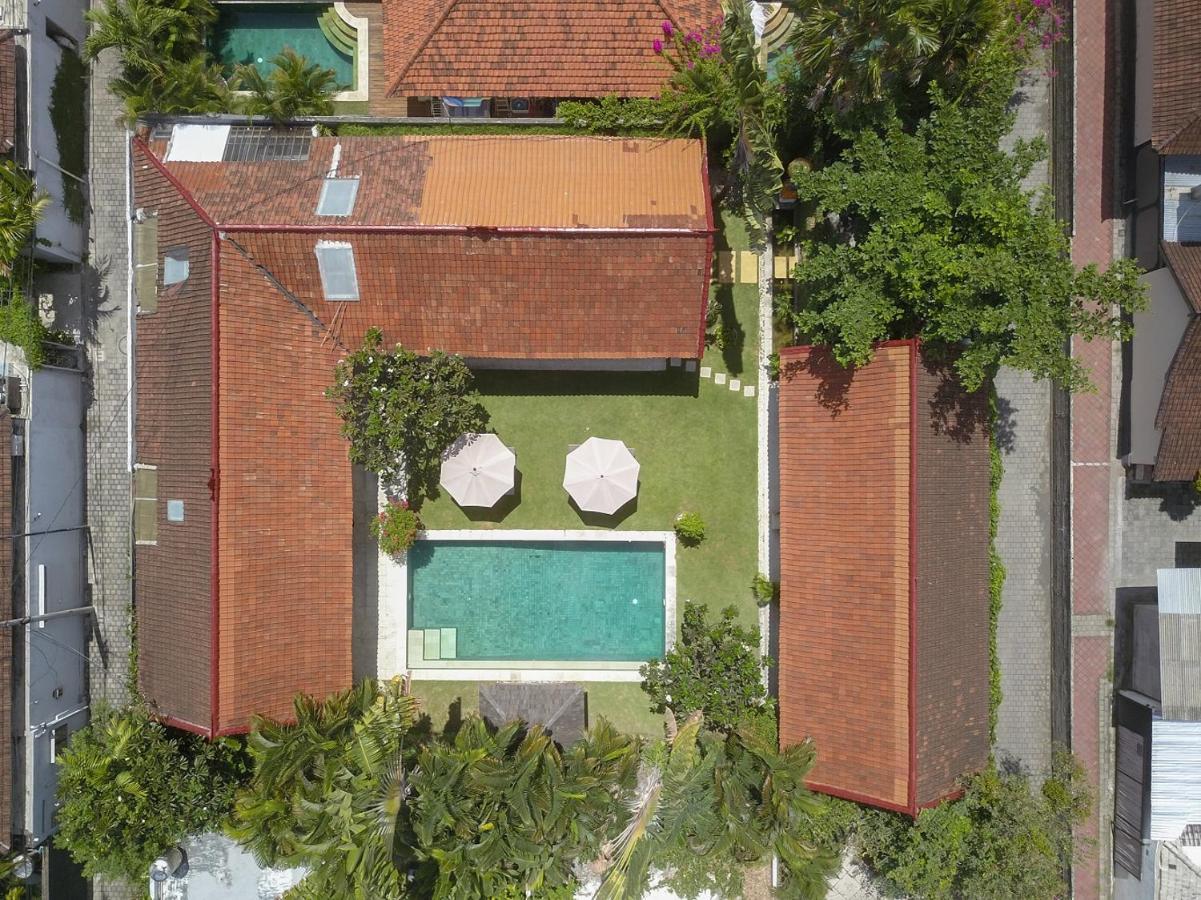 סמיניאק Rumi Villas מראה חיצוני תמונה