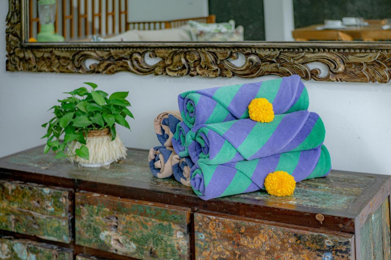 סמיניאק Rumi Villas מראה חיצוני תמונה